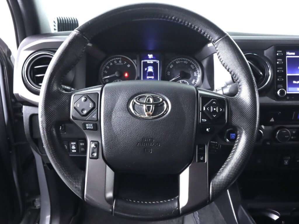 Used 2021 Toyota Tacoma TRD Off-Road image 11