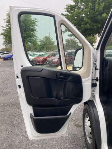 Used 2018 RAM ProMaster 2500 FWD image 9