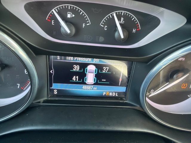Used 2019 Buick Envision Essence FWD image 10