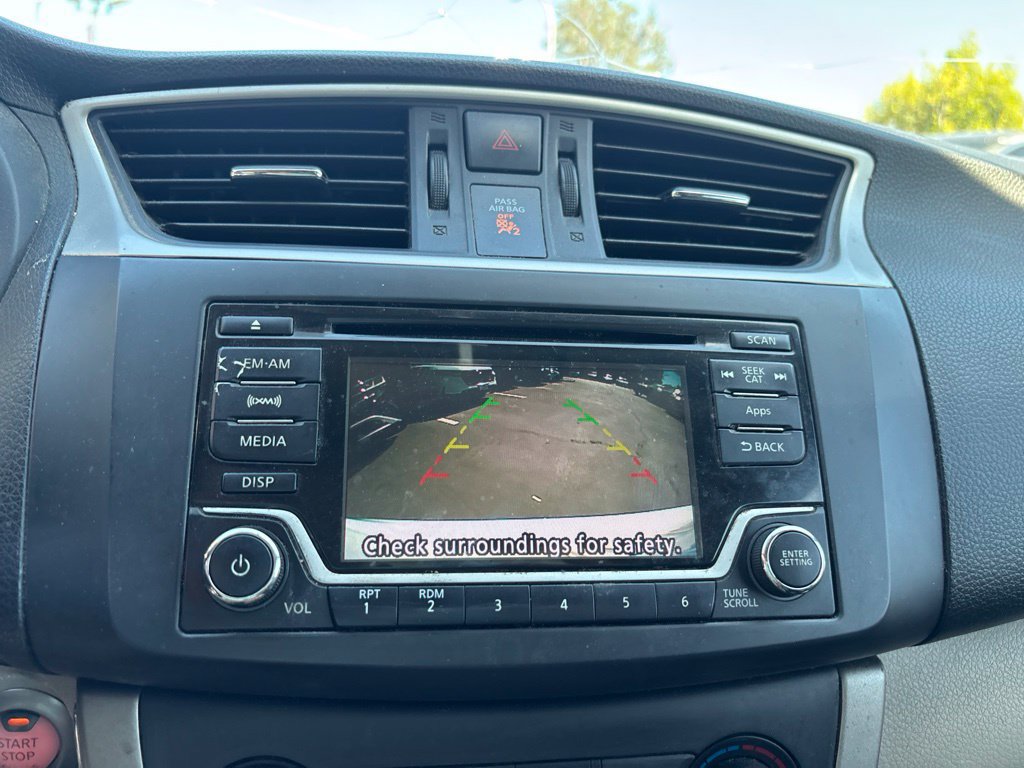 Used 2015 Nissan Sentra SV FWD image 18