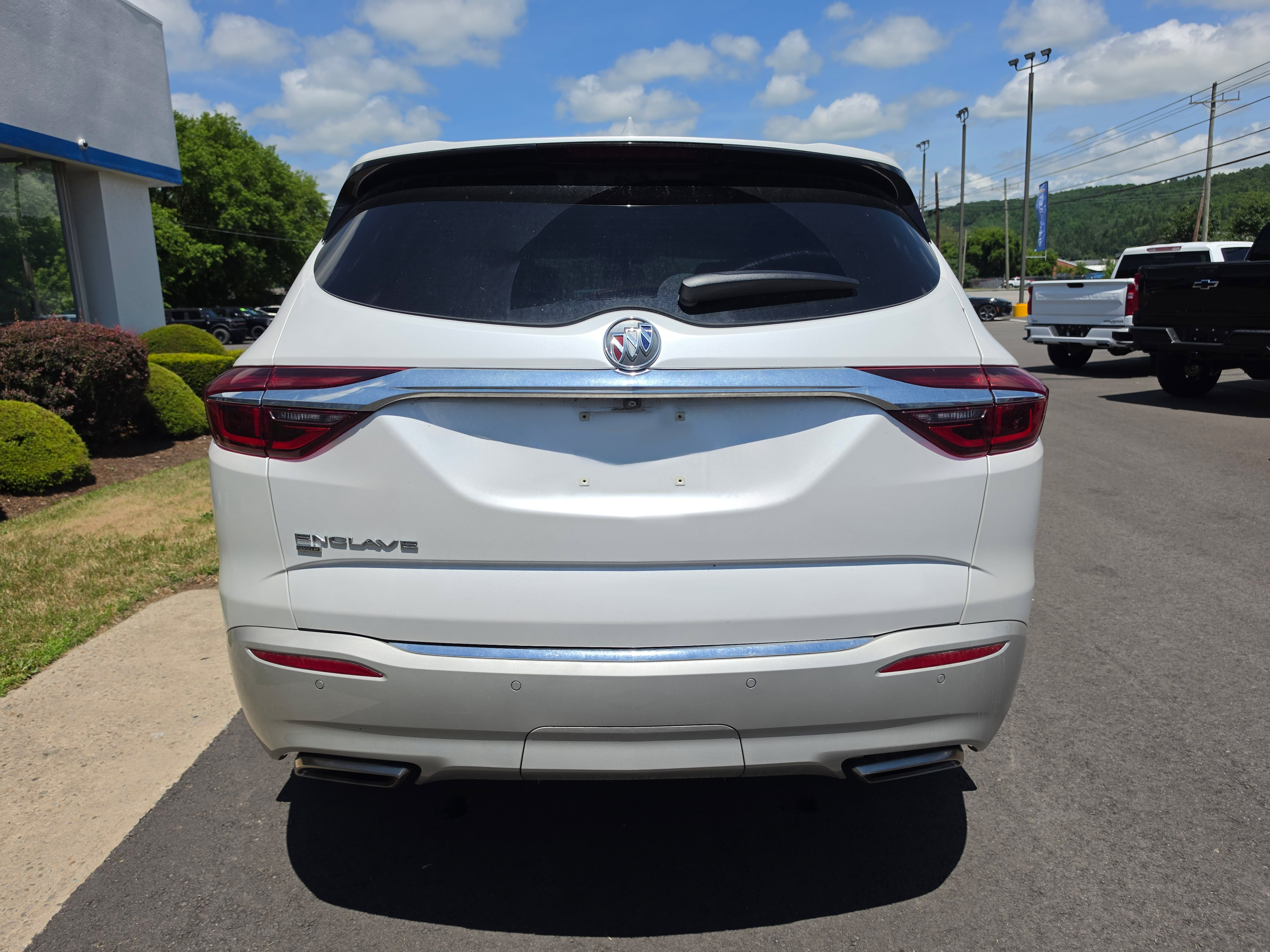 Used 2021 Buick Enclave Essence AWD/4WD video 4