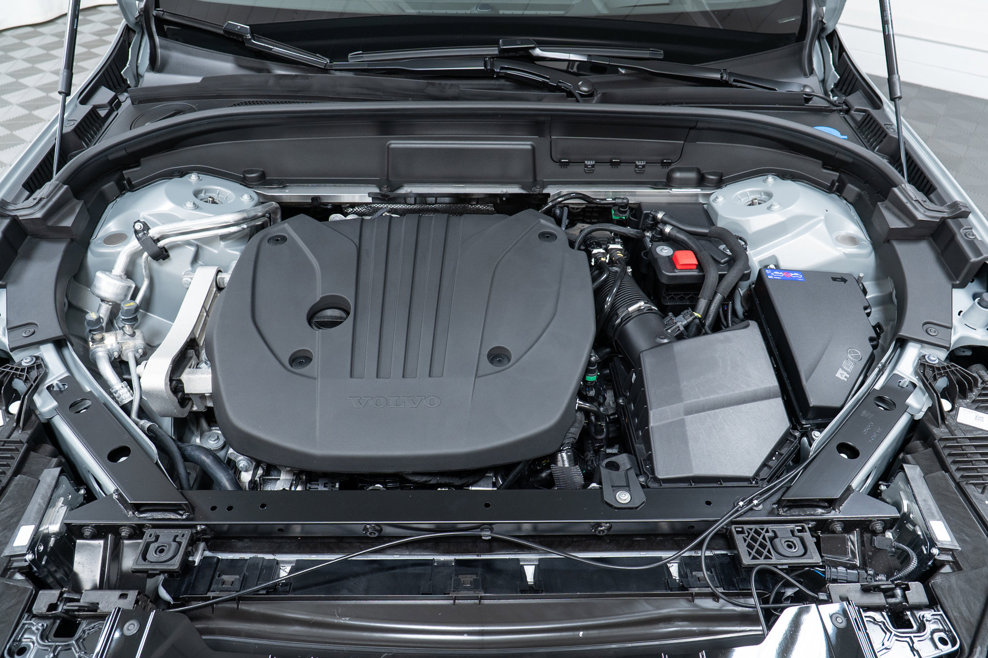 New 2026 Volvo XC60 B5 Ultra w/ Climate Package image 9