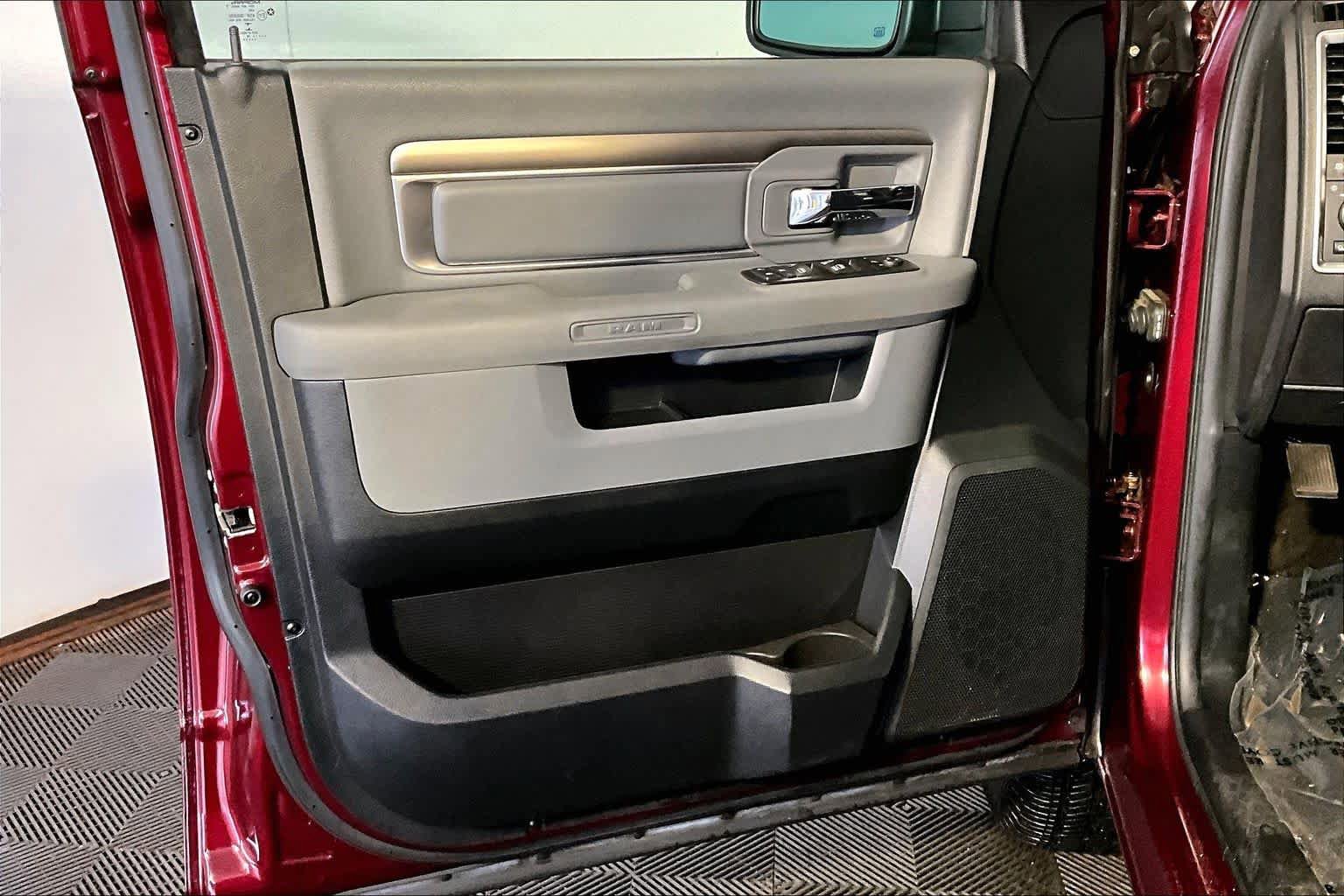 Used 2016 RAM 1500 Big Horn AWD/4WD image 22