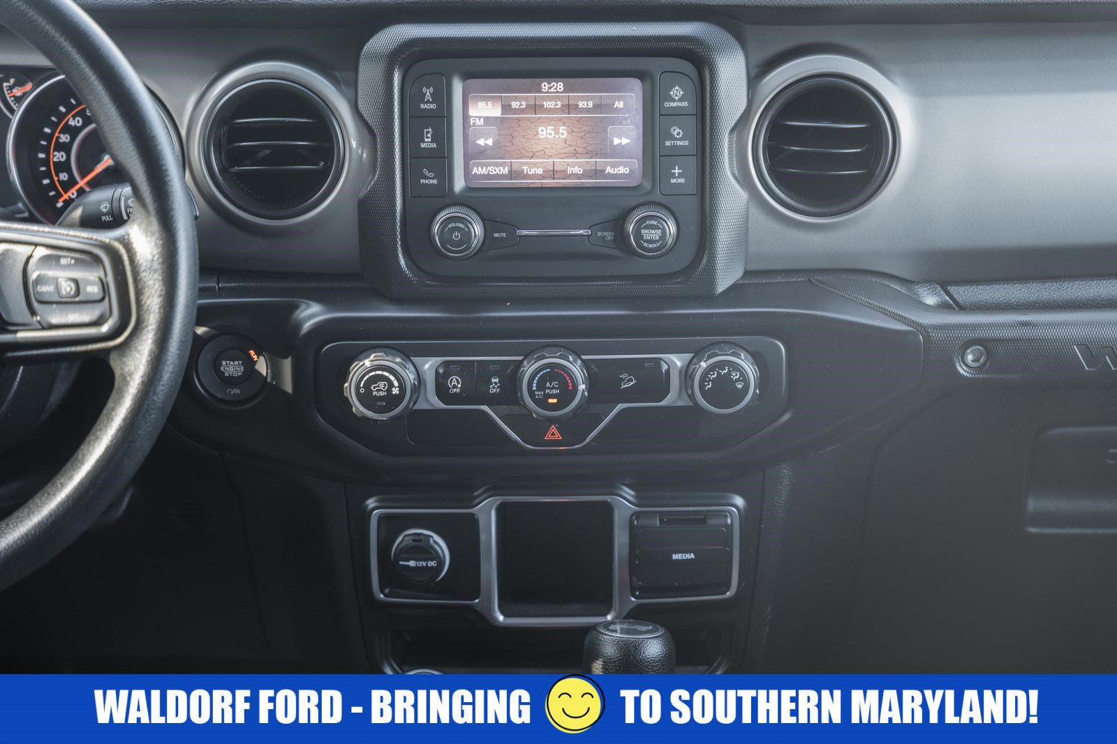 Used 2021 Jeep Wrangler Unlimited Sport image 26