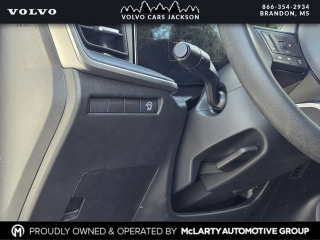 Used 2025 Nissan Kicks S w/ Charging Package FWD image 19