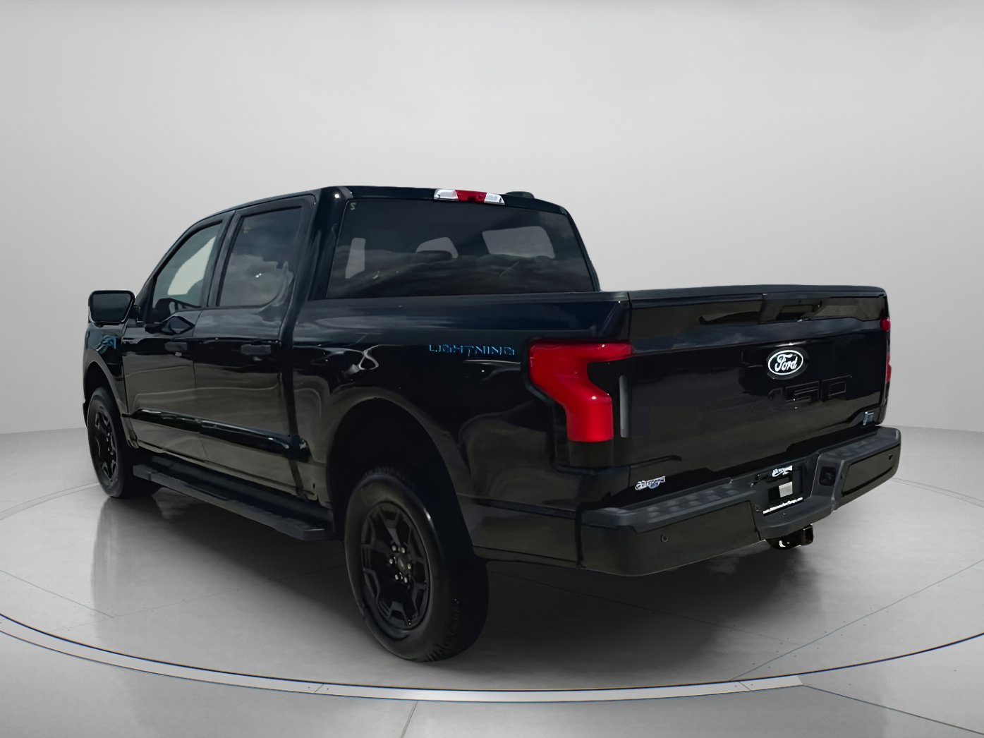 Used 2025 Ford F150 Lightning XLT image 22