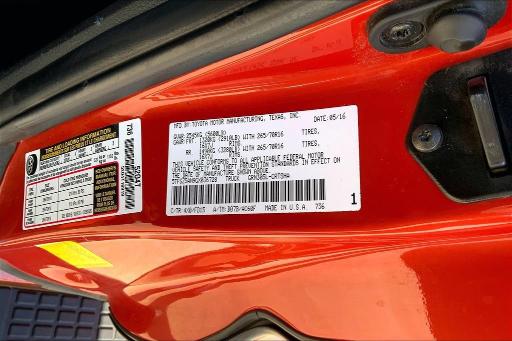 Used 2016 Toyota Tacoma TRD Off-Road w/ Towing Package AWD/4WD image 34