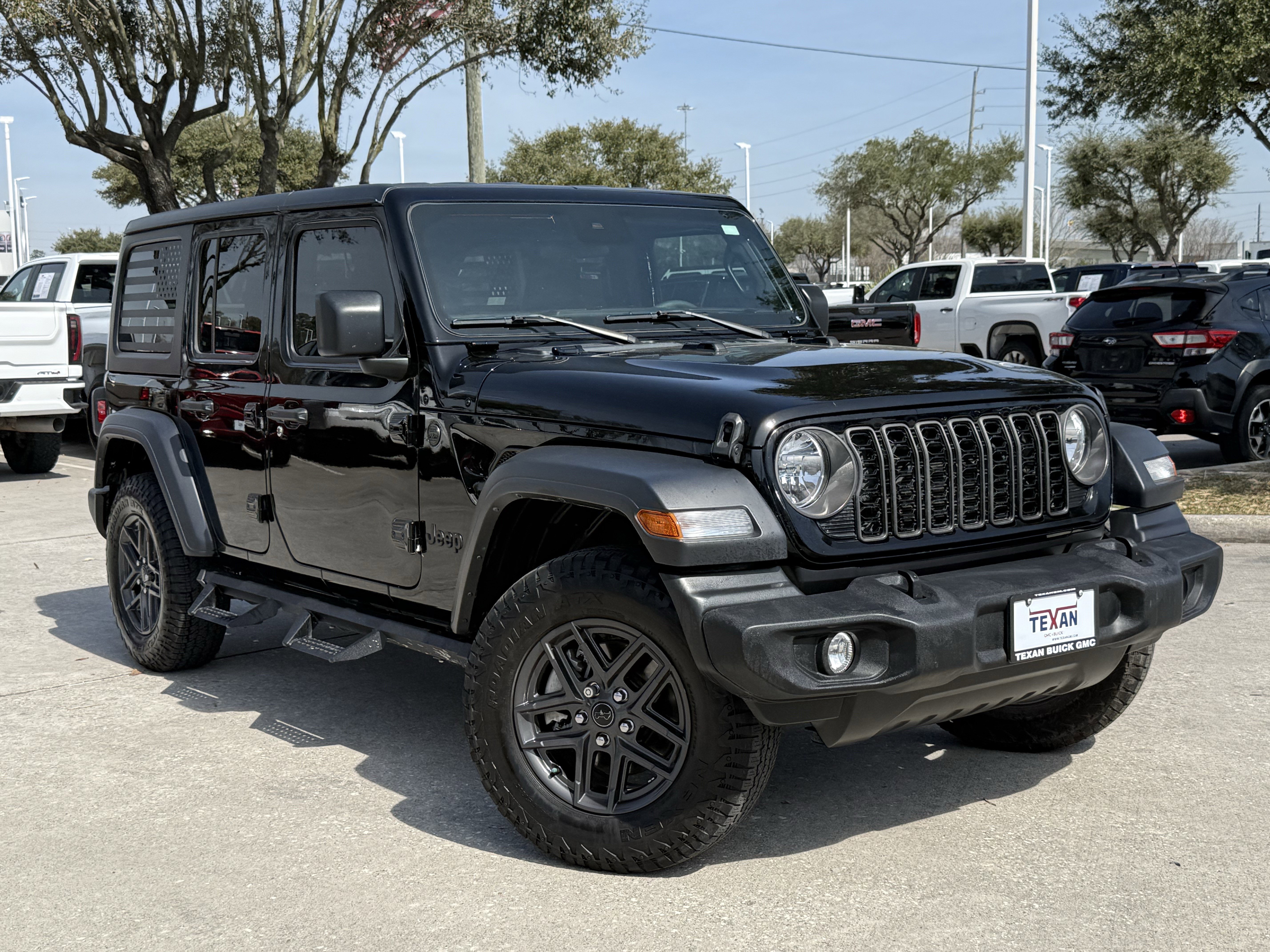 Used 2024 Jeep Wrangler Sport S image 2