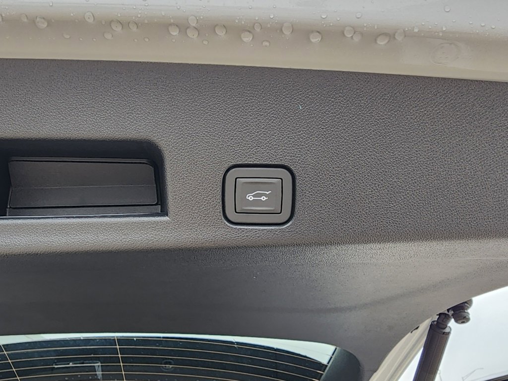 New 2026 GMC Acadia Elevation image 49