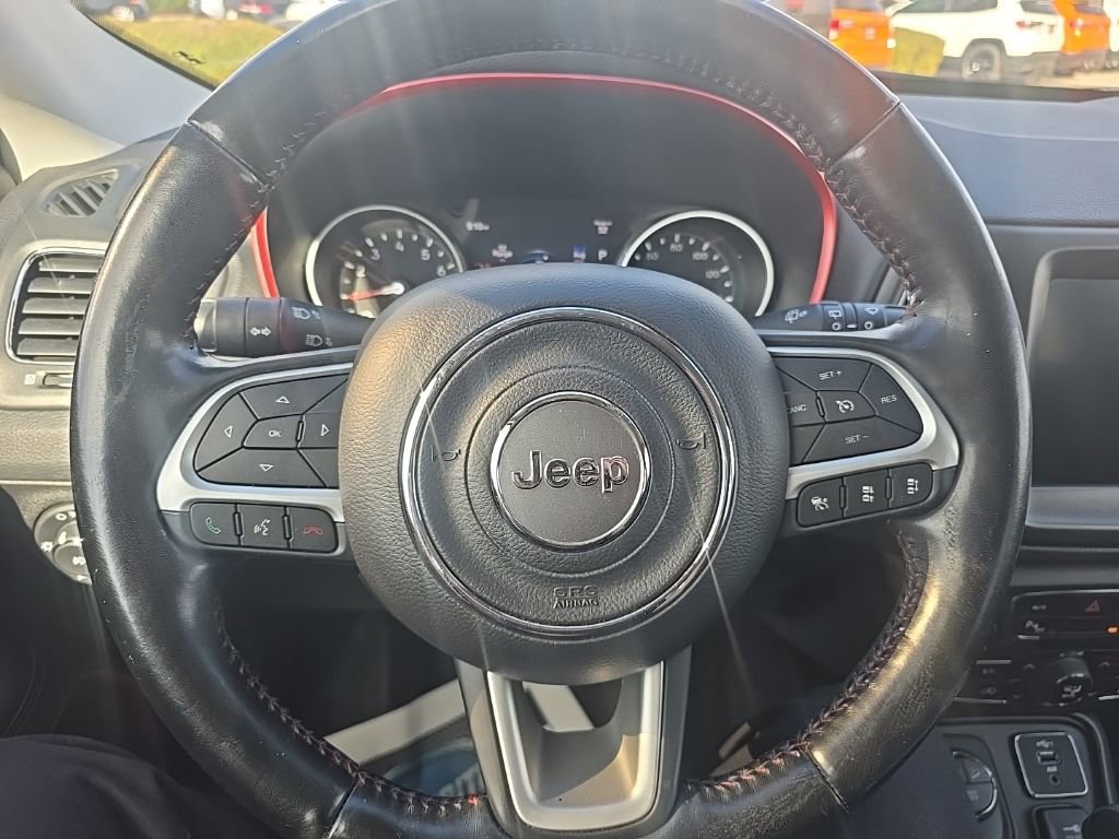 Used 2021 Jeep Compass Trailhawk w/ Convenience Group AWD/4WD image 13