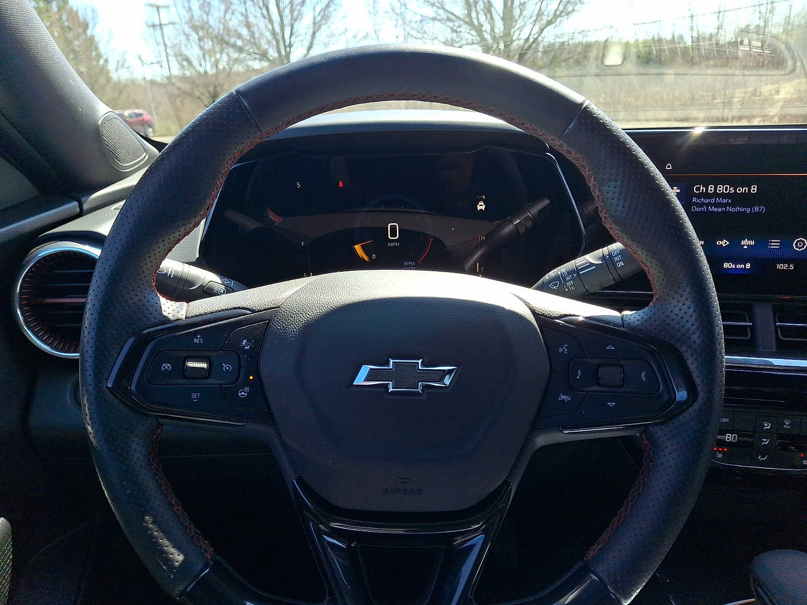 Used 2025 Chevrolet Trax RS w/ Driver Confidence Package image 21