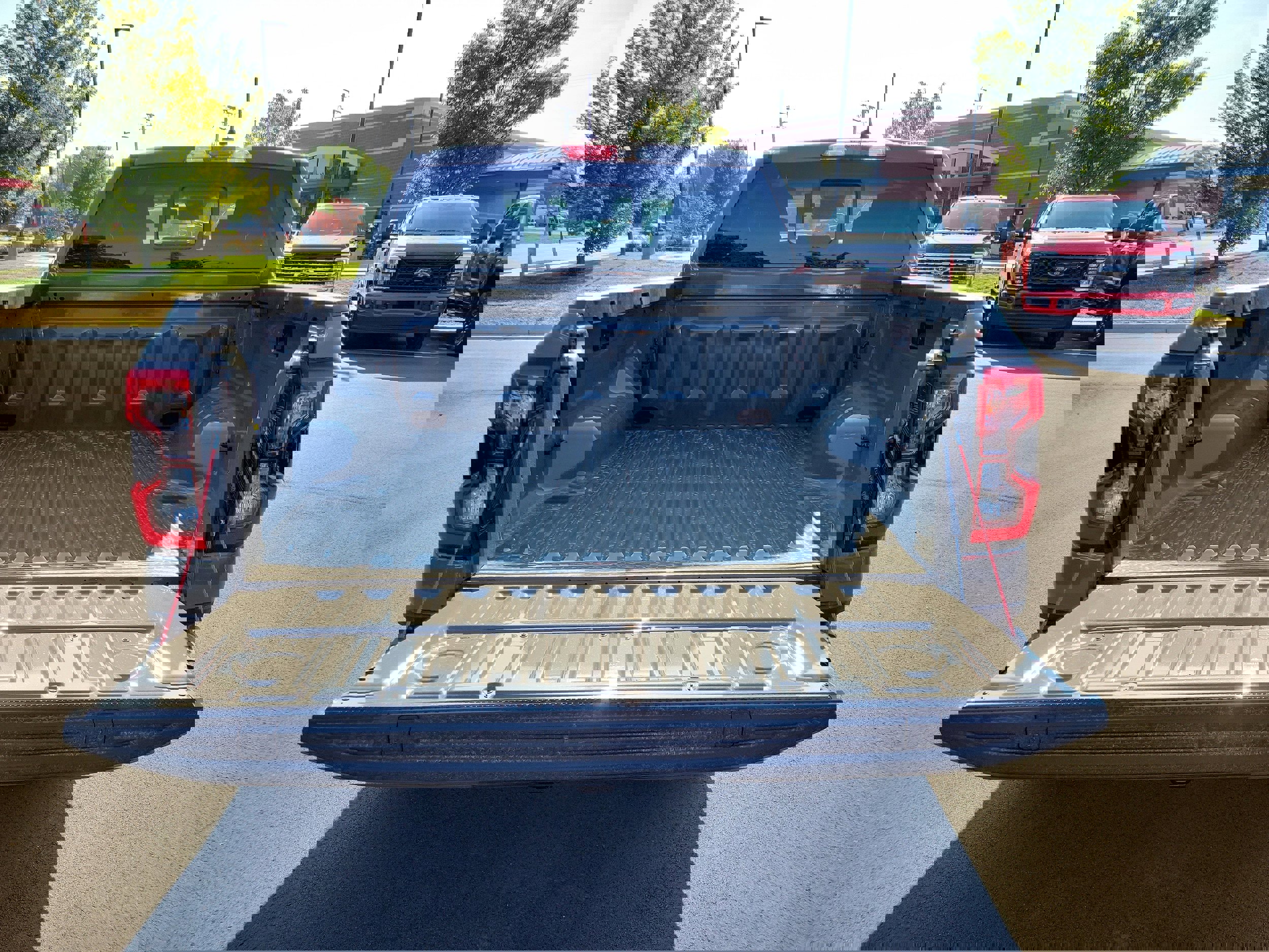 New 2025 Ford Ranger XLT w/ Black Appearance Package image 10