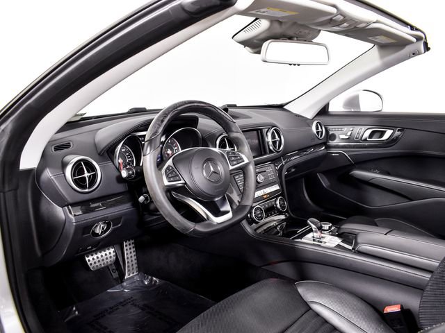 Used 2019 Mercedes-Benz SL 550 image 23