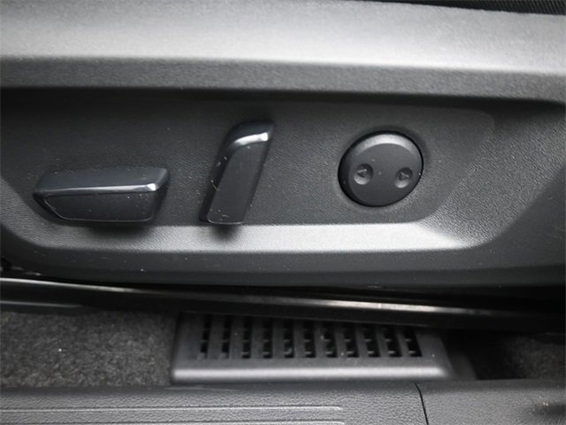 Used 2023 Nissan Rogue SV image 33