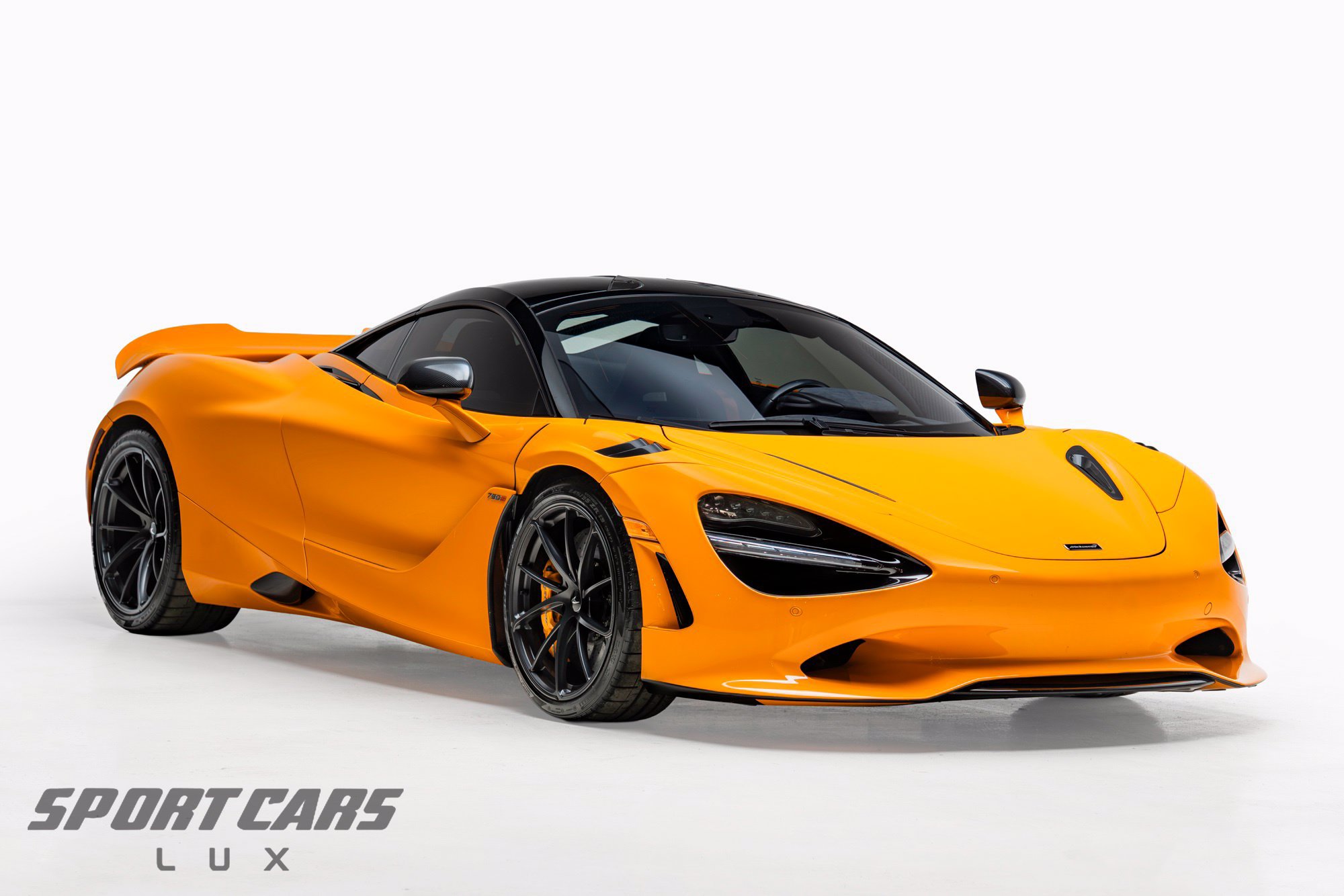 Used 2024 McLaren 750S RWD image 1
