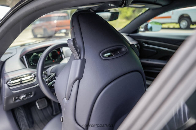 Used 2024 Aston Martin DB12 Coupe RWD image 41
