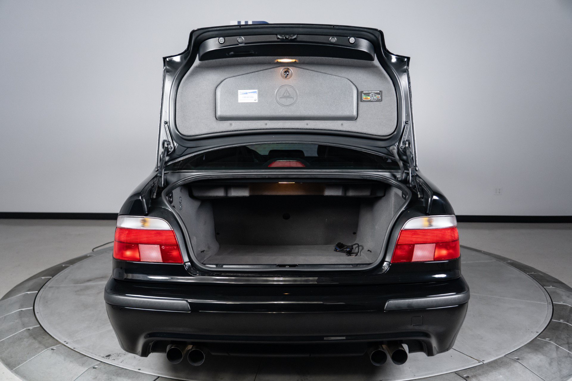 Used 2000 BMW M5 RWD image 17