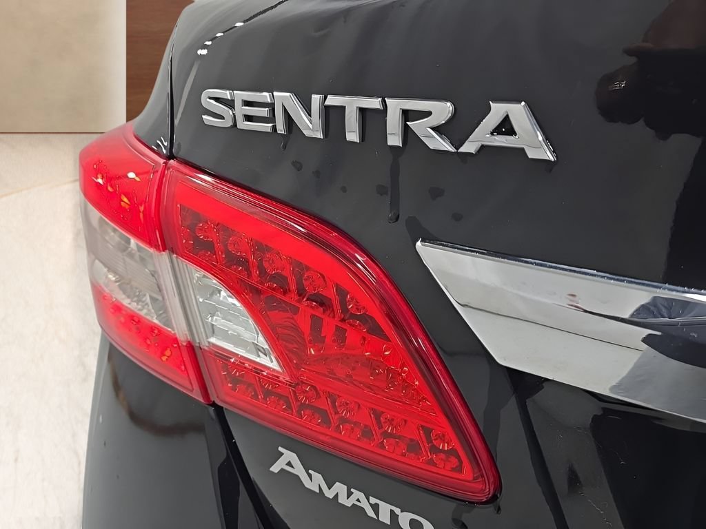 Used 2015 Nissan Sentra S FWD image 38