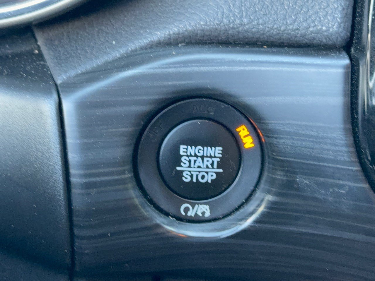 Used 2019 Jeep Grand Cherokee Altitude RWD image 20