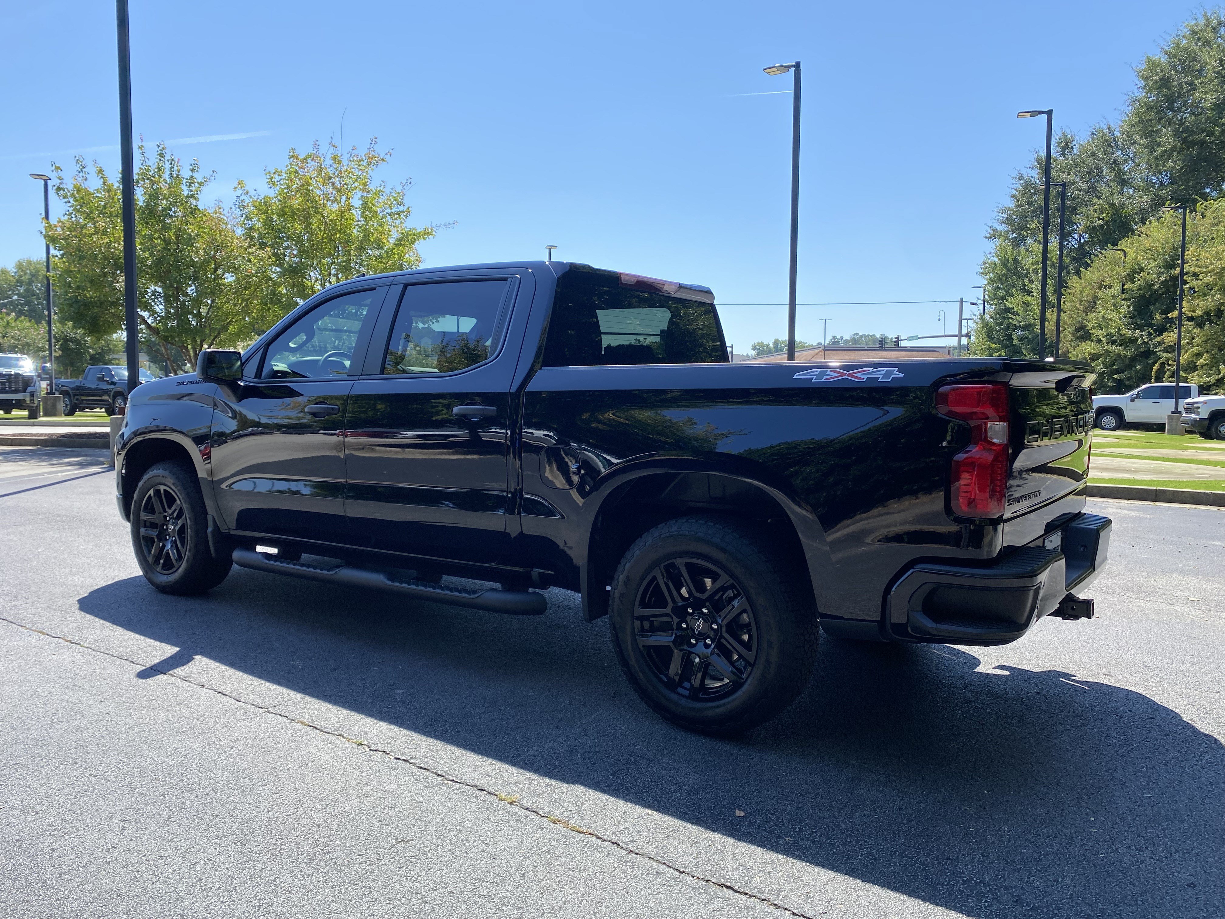 Used 2025 Chevrolet Silverado 1500 Custom w/ Turbomax Blackout Package AWD/4WD image 7