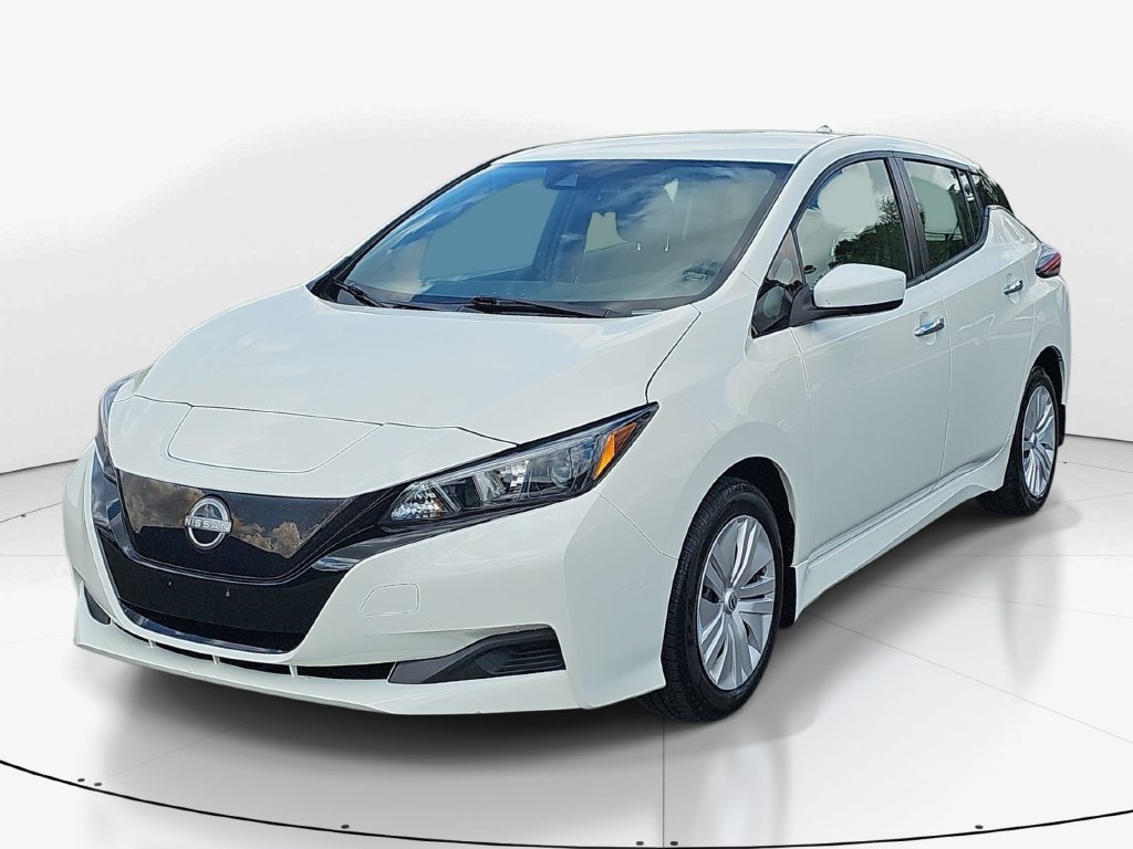 Used 2025 Nissan Leaf S FWD image 11