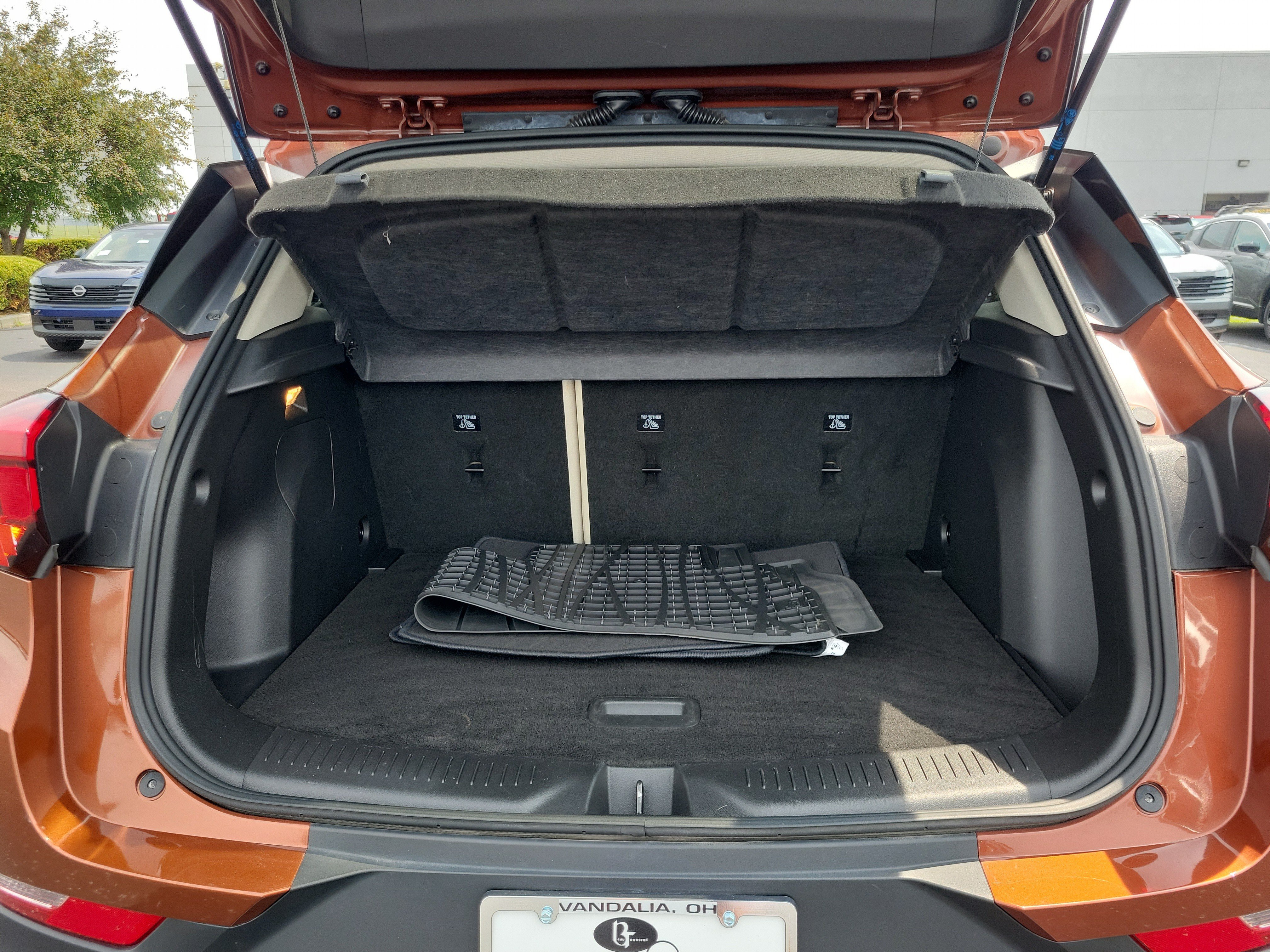 Used 2020 Buick Encore GX Preferred w/ Cold Weather Comfort Package FWD image 8