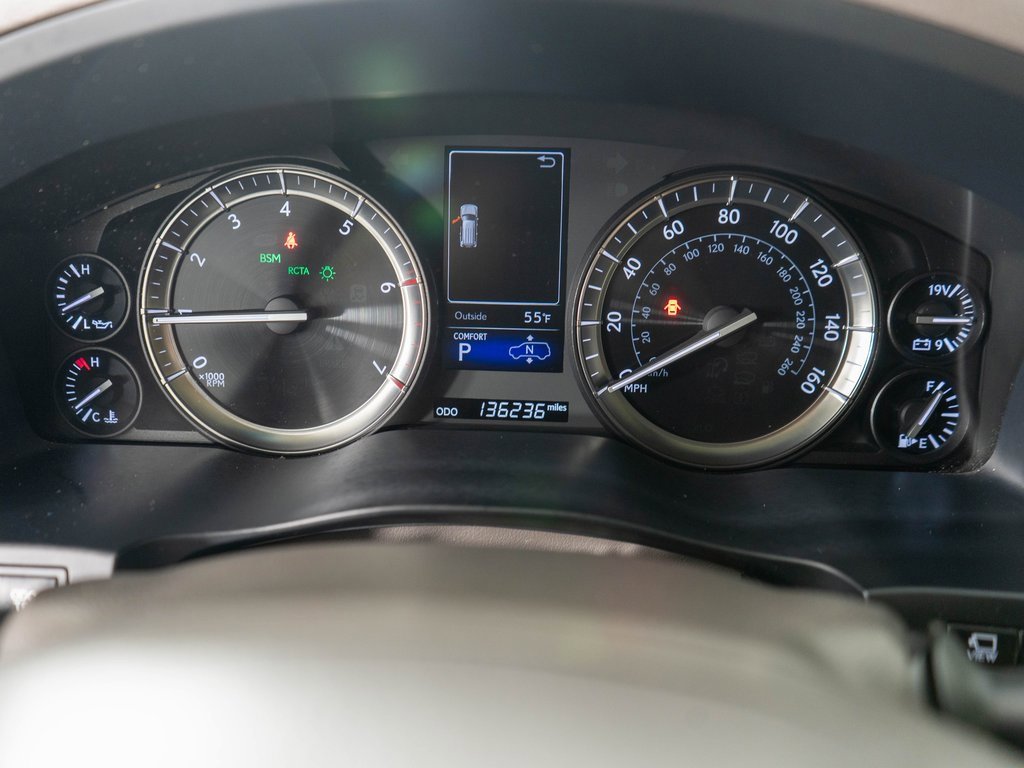 Used 2016 Lexus LX 570 4WD w/ Luxury Package image 19