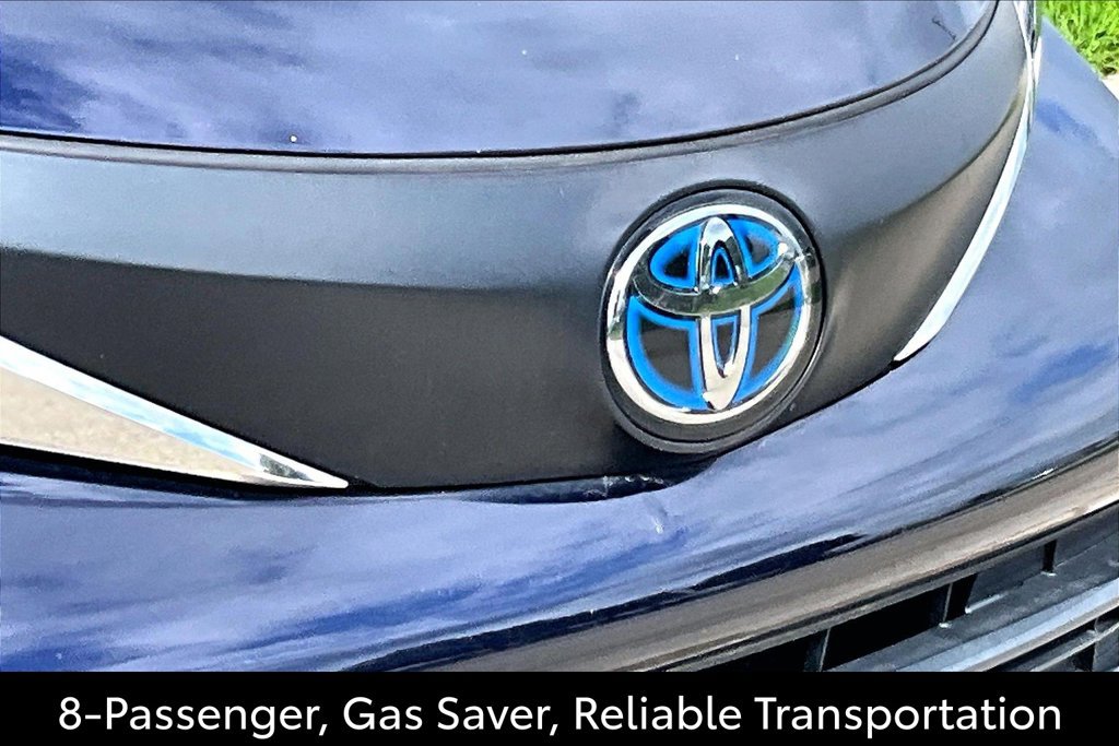 Used 2022 Toyota Sienna LE FWD image 7