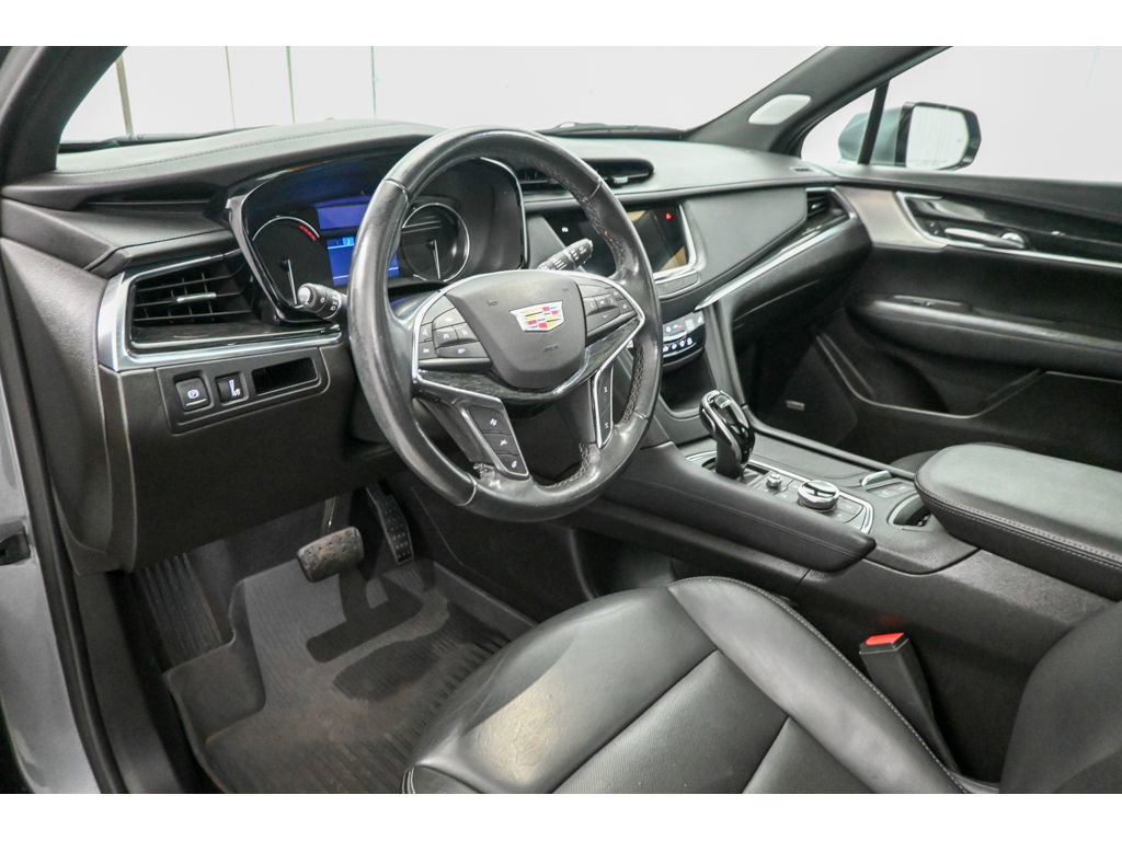 Certified 2022 Cadillac XT5 Premium Luxury image 9