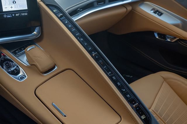 Used 2023 Chevrolet Corvette Stingray Premium Cpe w/ Z51 Performance Package image 16