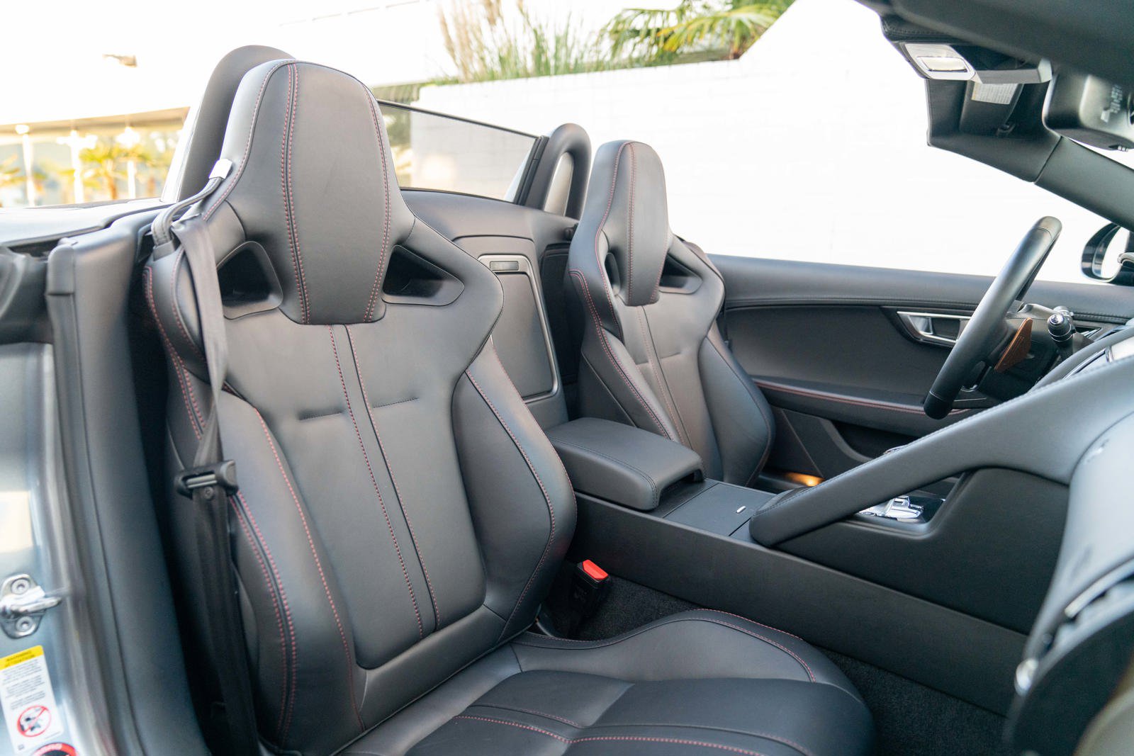 Used 2014 Jaguar F-TYPE S RWD image 21