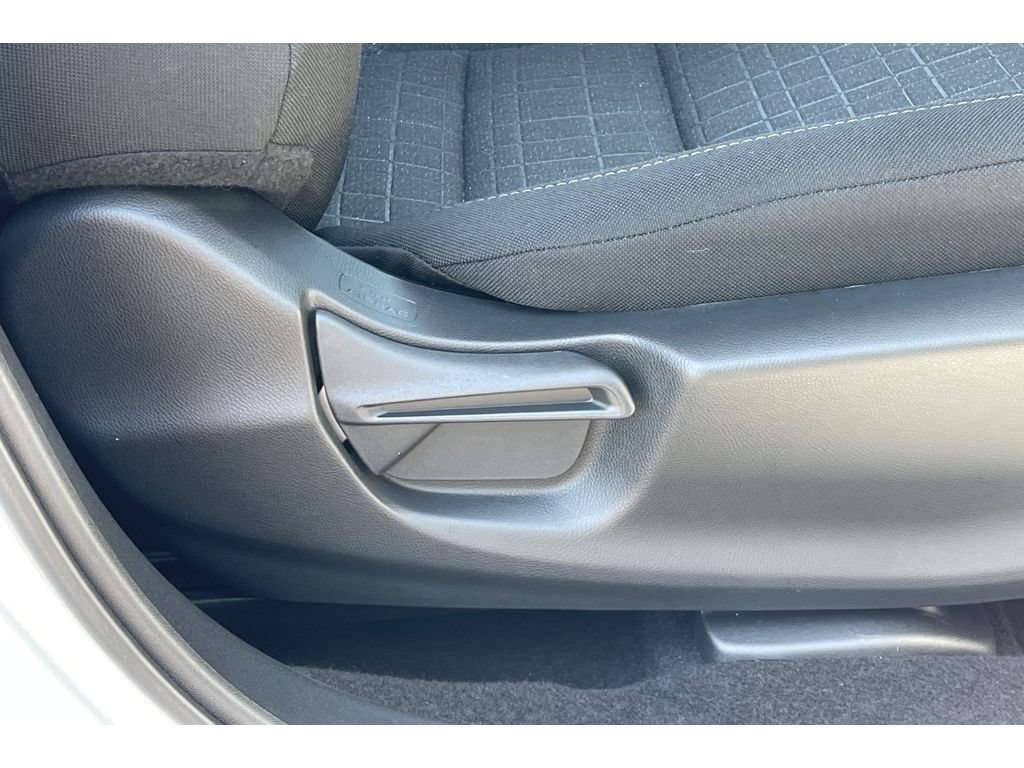Certified 2027 Honda HR-V LX image 22