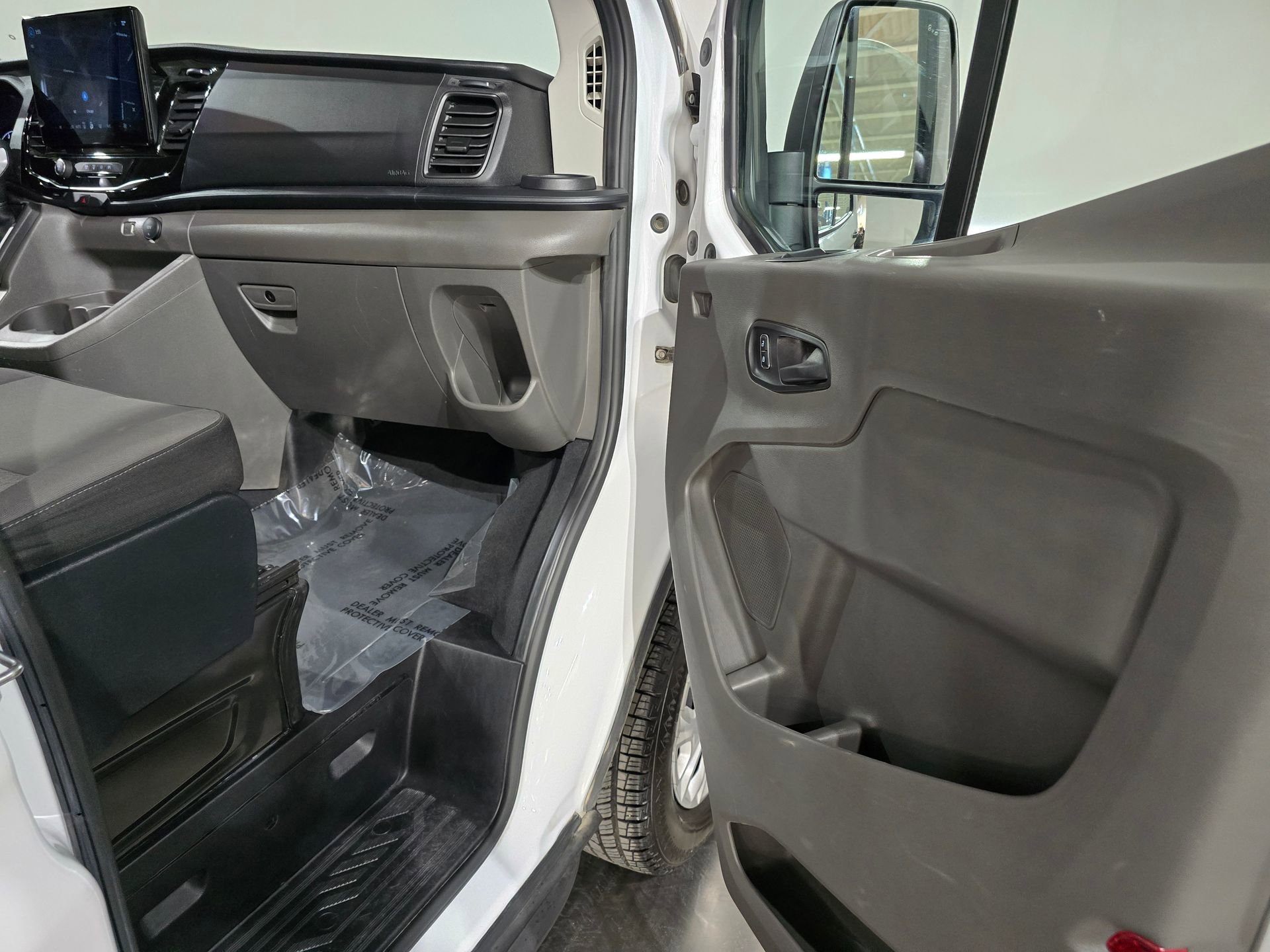 Used 2024 Ford Transit 350 XLT image 53