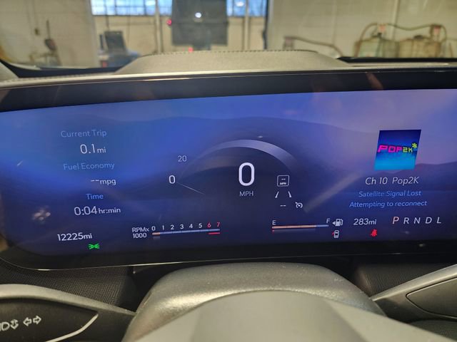 Used 2025 Buick Enclave Preferred image 26