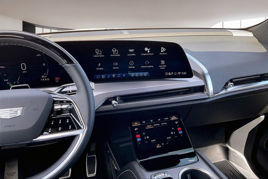 New 2026 Cadillac Vistiq Sport w/ LPO, Floor Liner Package AWD/4WD image 7