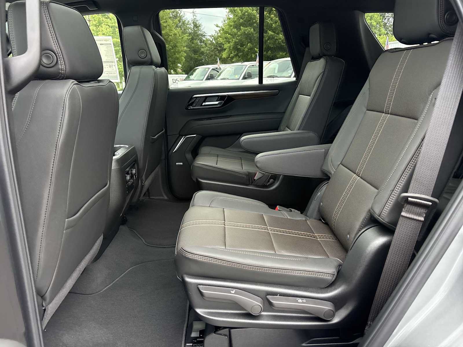 New 2026 Chevrolet Tahoe High Country AWD/4WD image 26