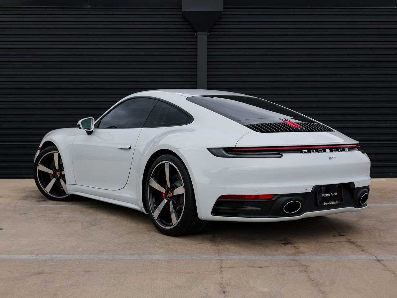 Certified 2022 Porsche 911 Carrera S RWD image 3