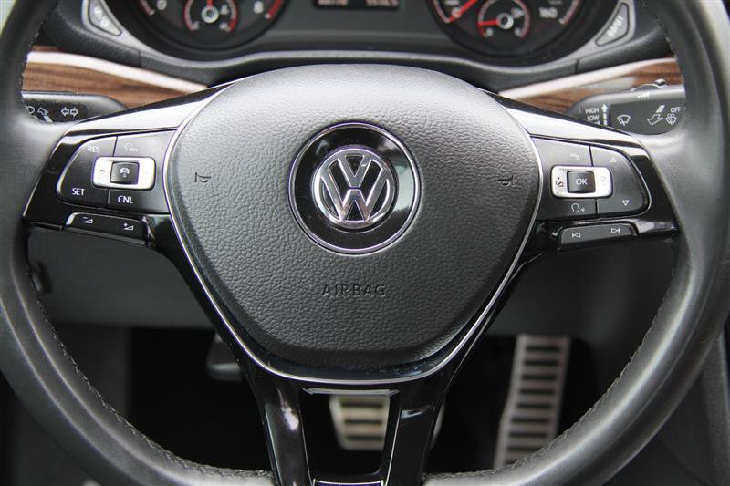 Used 2022 Volkswagen Passat 2.0T FWD image 28