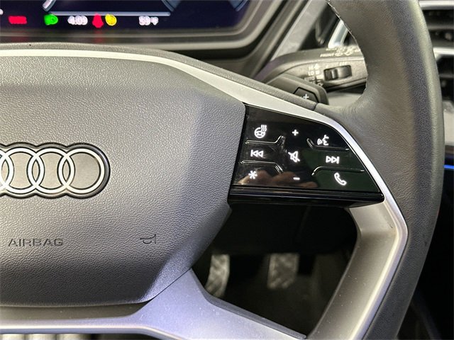 Used 2022 Audi Q4 e-tron Prestige image 23