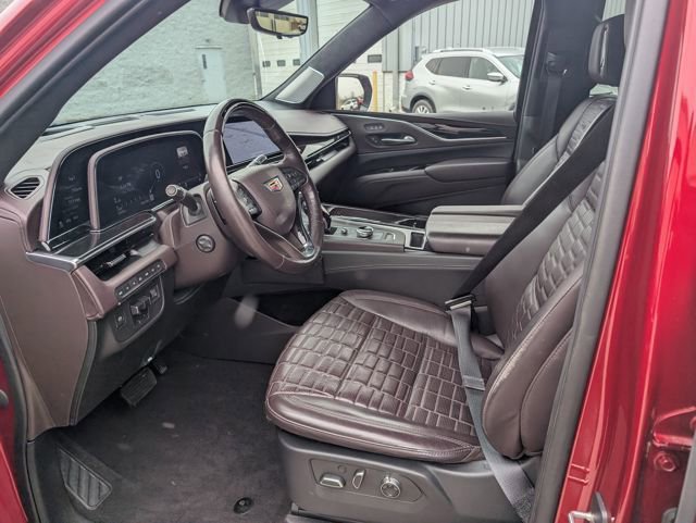 Certified 2023 Cadillac Escalade ESV Premium Luxury Platinum w/ LPO, Radiant Package image 15