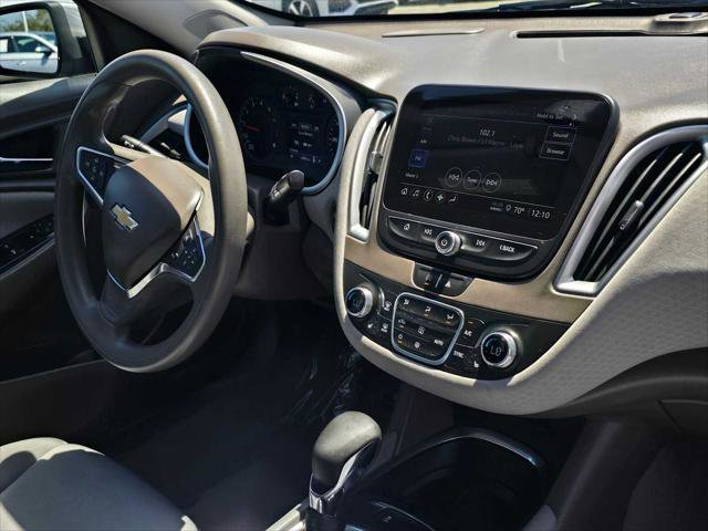 Used 2024 Chevrolet Malibu LT FWD image 10