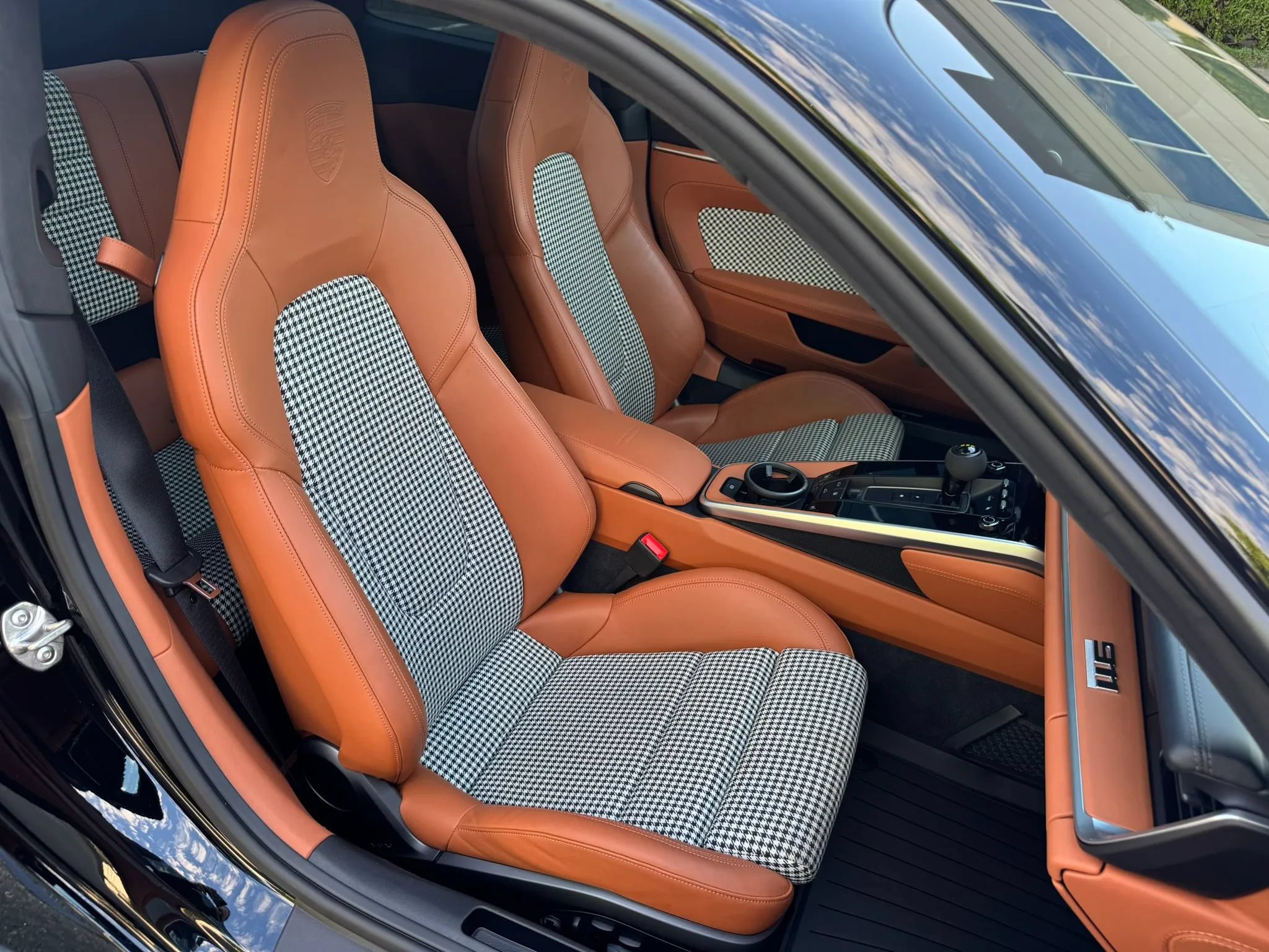 Used 2024 Porsche 911 Turbo S AWD/4WD image 23