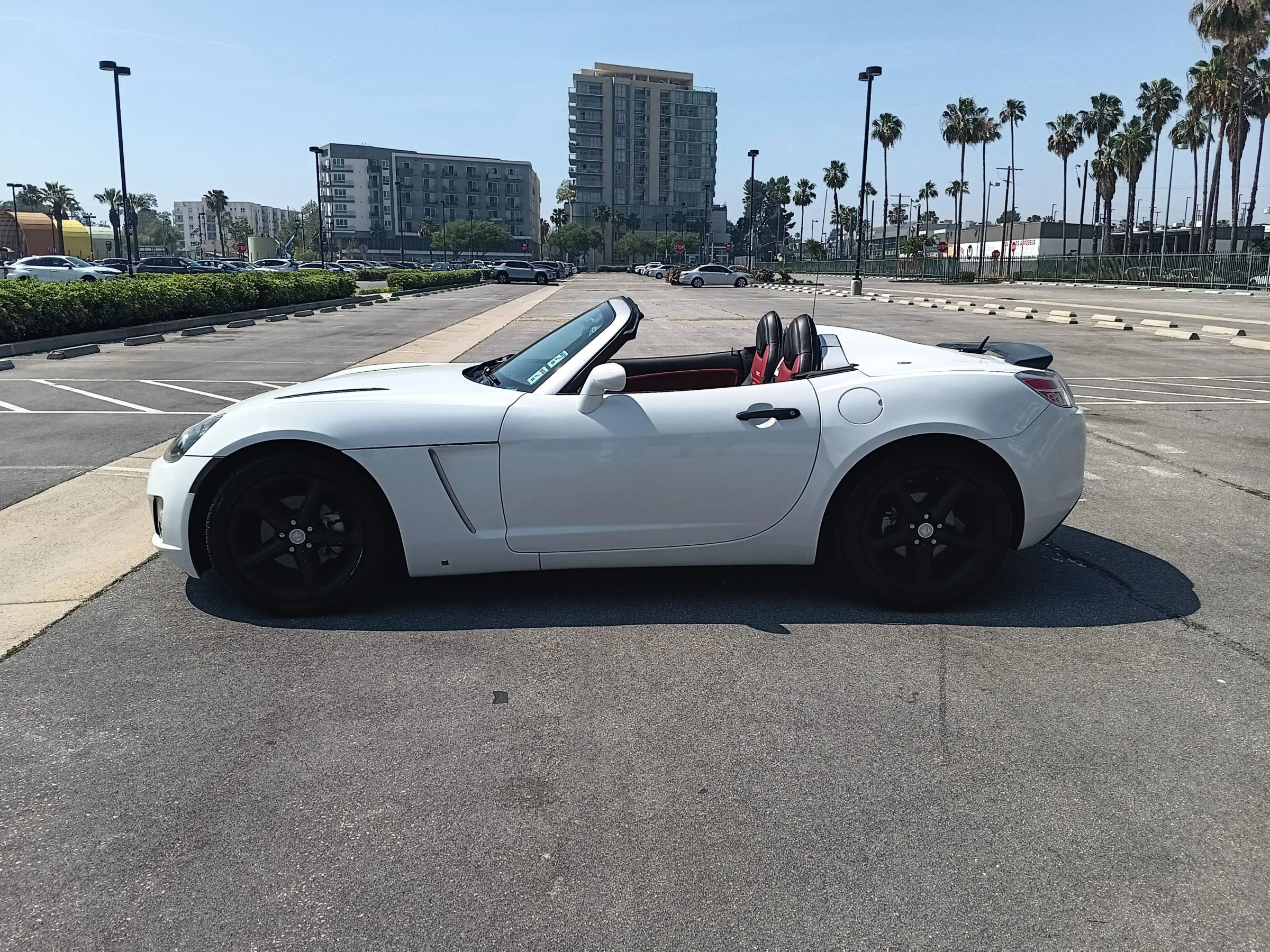 Used 2007 Saturn Sky Red Line image 13