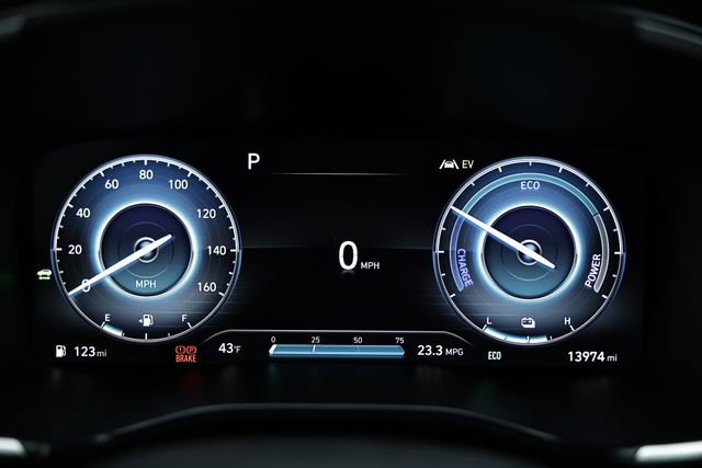 Used 2023 Hyundai Santa Fe Blue image 32