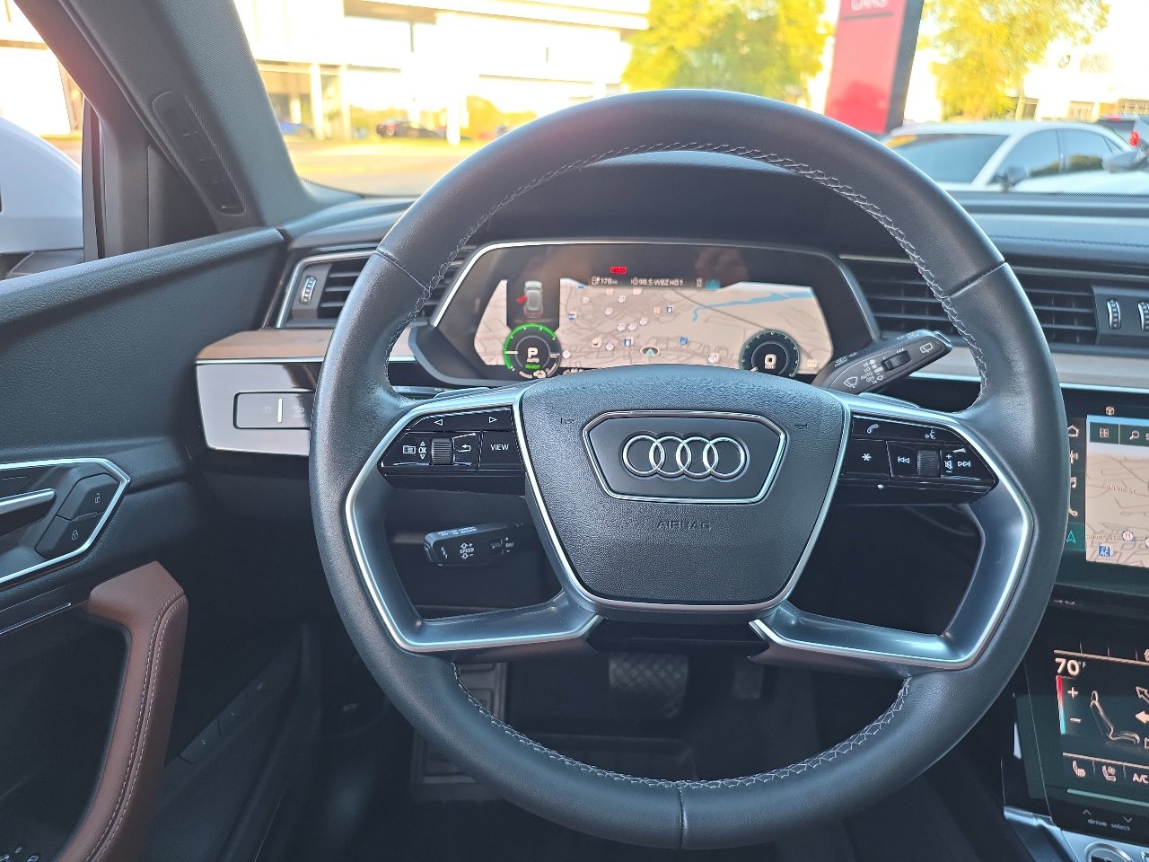 Used 2024 Audi Q8 e-tron Premium Plus w/ Premium Plus Package image 63
