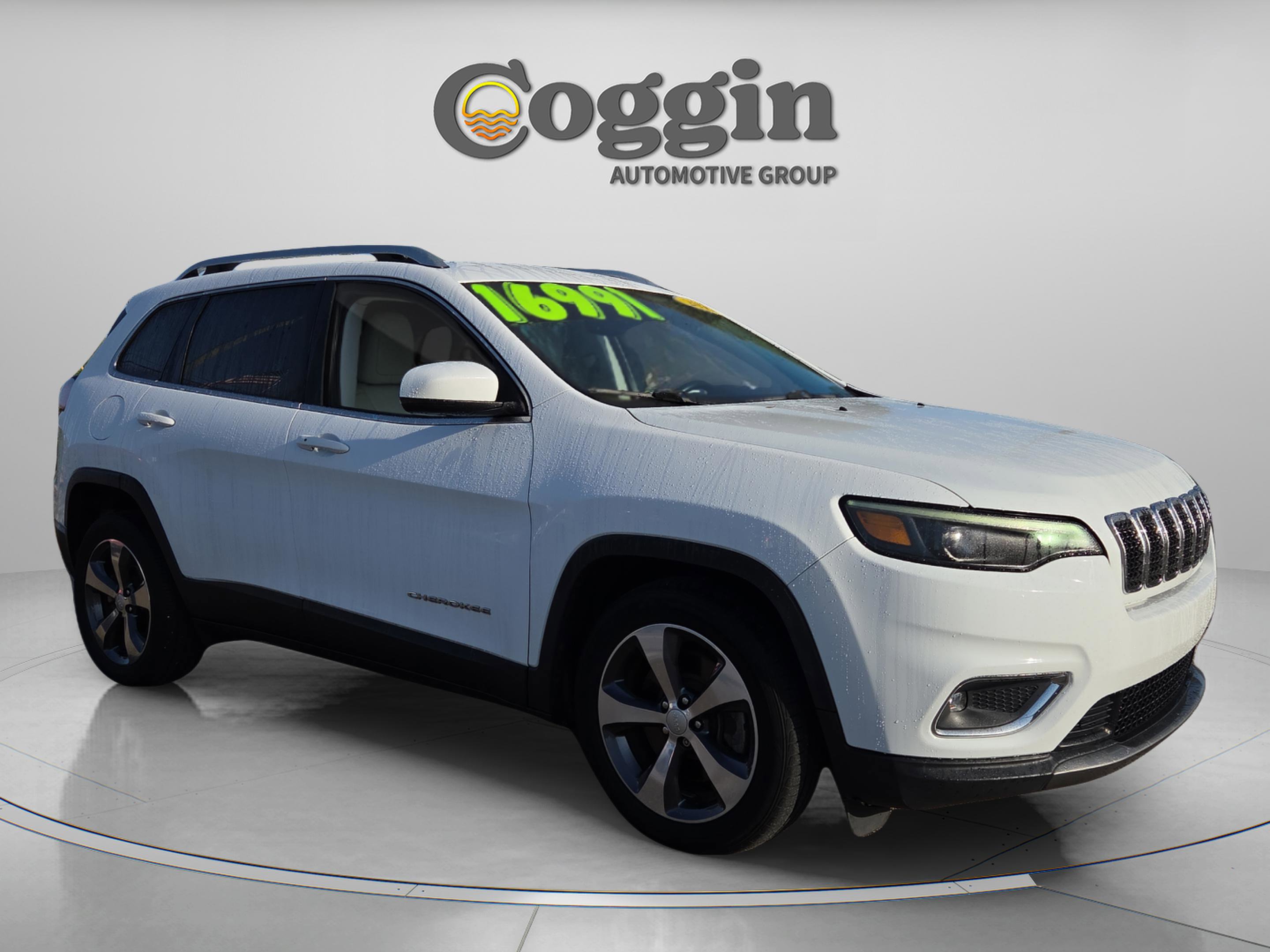 Used 2019 Jeep Cherokee Limited image 7