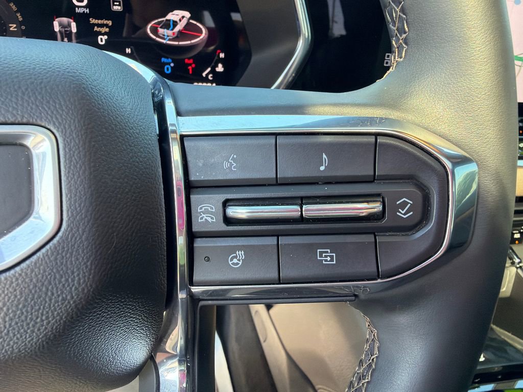 Used 2024 GMC Canyon Denali AWD/4WD image 31