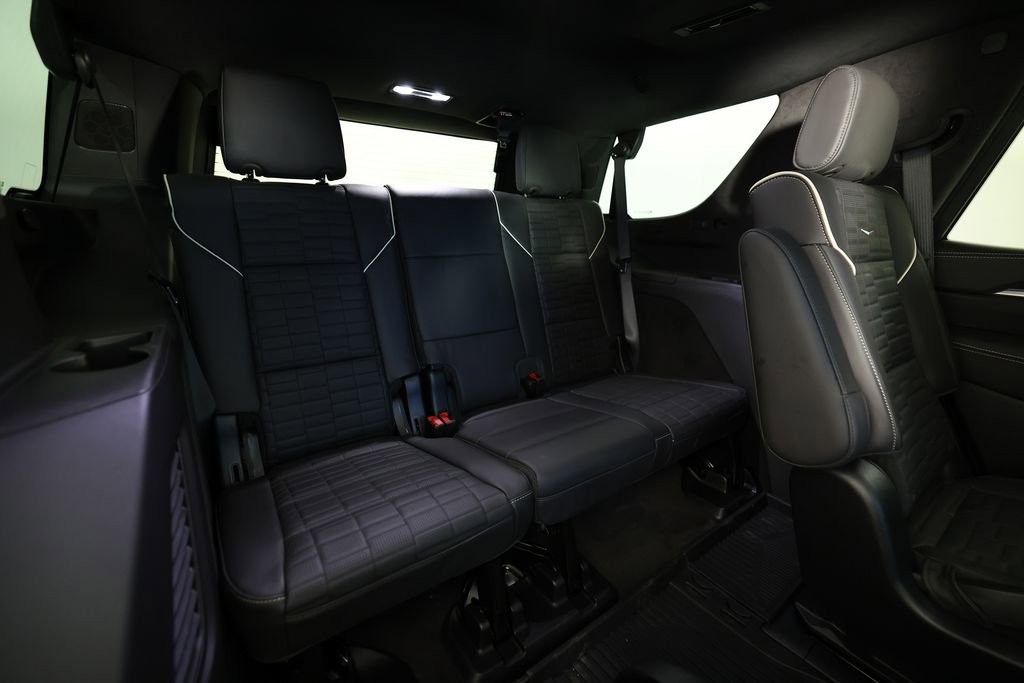 Used 2026 Cadillac Escalade Platinum Sport w/ LPO, Floor Liner Package image 12