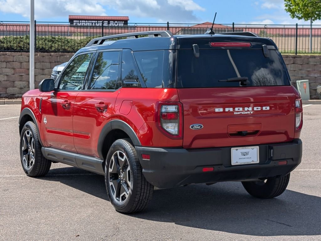 Used 2022 Ford Bronco Sport Outer Banks w/ Tech Package AWD/4WD image 4