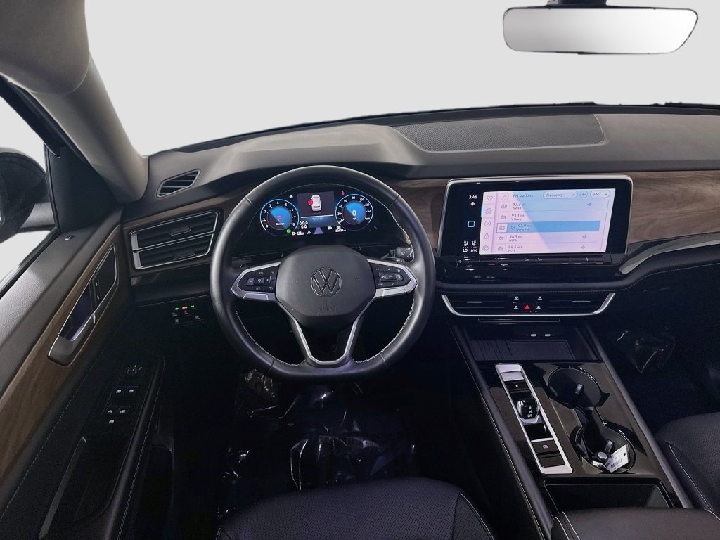 Used 2026 Volkswagen Atlas SE FWD image 16
